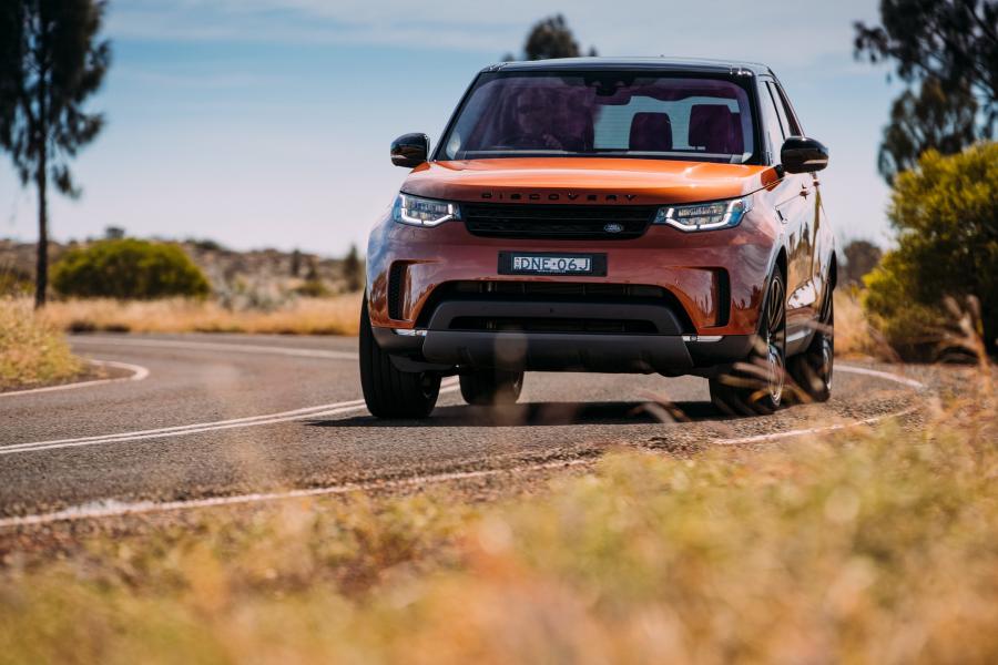  Land Rover Discovery First Edition 2017 года  (AU) (фото 10 из 40)